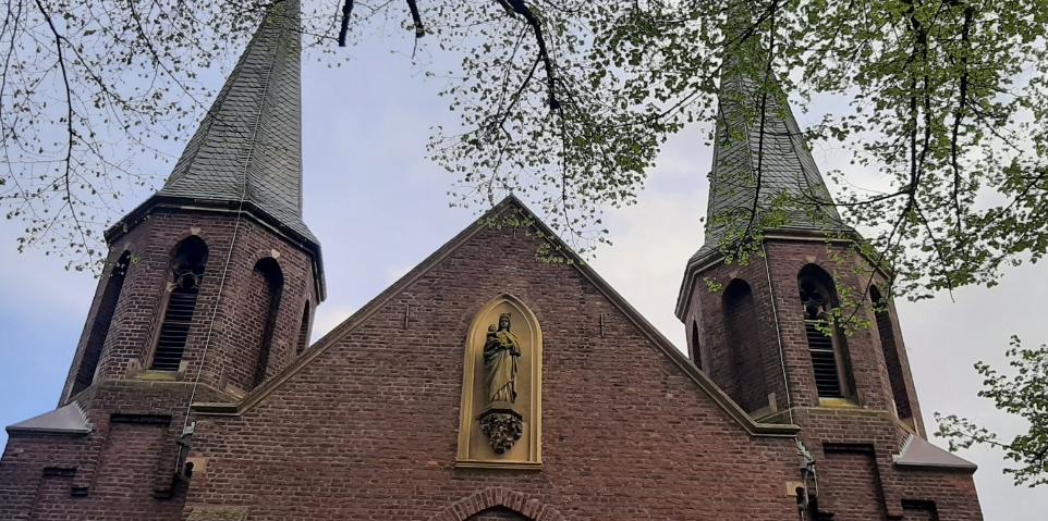 St. Mariä Heimsuchung Hehn