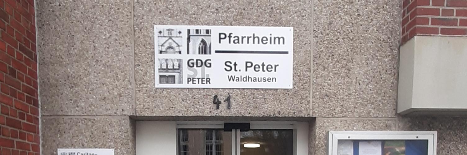 23 03 03 Pfarrheim Waldh neues Schild (c) H. Panglisch 23 03 03 Pfarrheim Waldh neues Schild